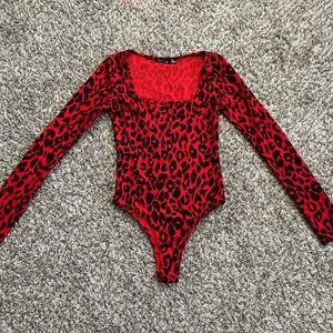 Black & red leopard print long sleeve bodysuit
